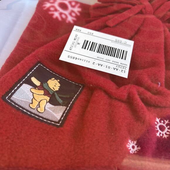 The Disney Store Winnie the Pooh and Eeyore Hat and Scarf Winter Gift Box Set - Picture 5 of 5